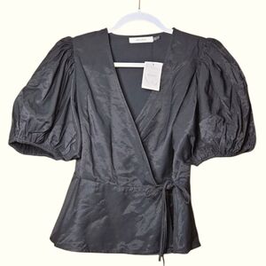 NWT IDEM DITTO Black Puff Sleeve Knit Wrap Top Size Medium‎